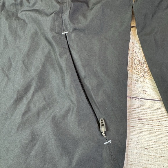 Elevate Men's Lightweight Windbreaker Jacket, XL,‎ Black Hooded Embroidered - Picture 4 of 10